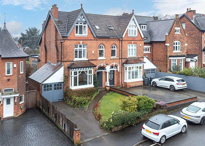 5 Bedroom Semi Detached House For Sale In Bishops Road, Sutton Coldfield, B73