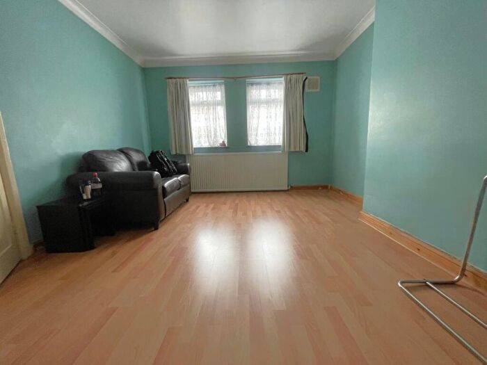 3 Bedroom Semi-Detached House To Rent In Lyon Park Avenue, Wembley, HA0