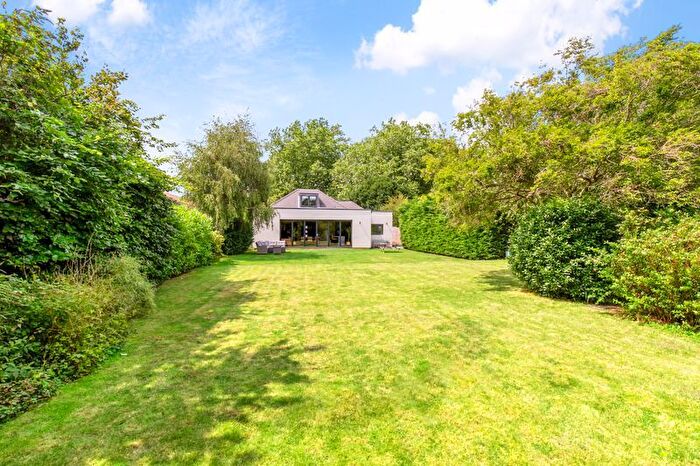 4 Bedroom Detached House For Sale In Castle Avenue, Havant, PO9