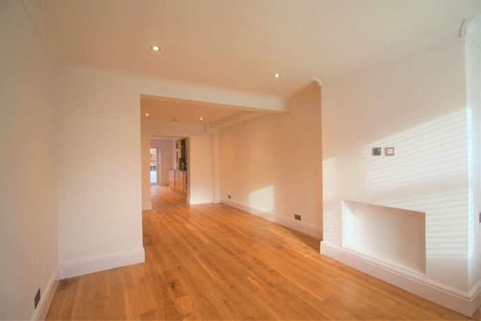 2 Bedroom Terraced House To Rent In Union Street, Chester, CH1