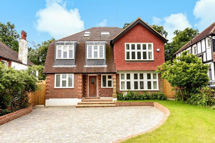 5 Bedroom Detached House To Rent In Barons Hurst, Epsom, KT18