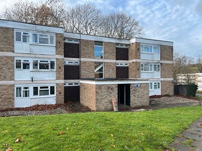 3 Bedroom Flat To Rent In Hawe Close, Canterbury, CT2