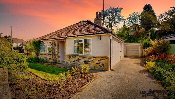 2 Bedroom Detached Bungalow For Sale In Riversway, Gargrave, Skipton, BD23