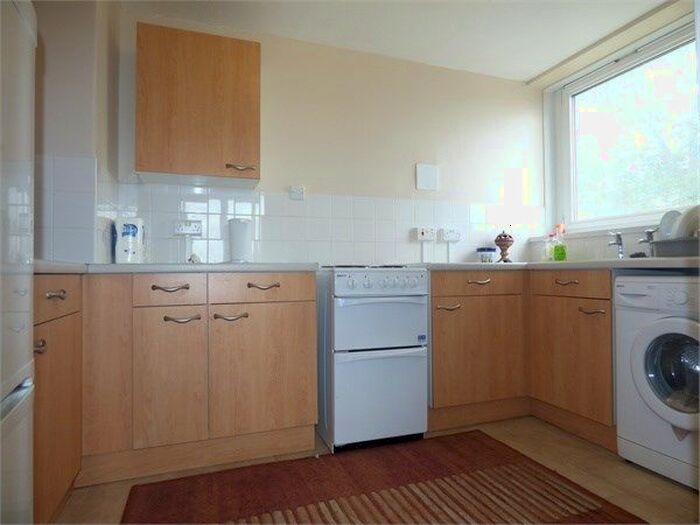 1 Bedroom Flat To Rent In Broom House, Reddington Drive, Langley, SL3
