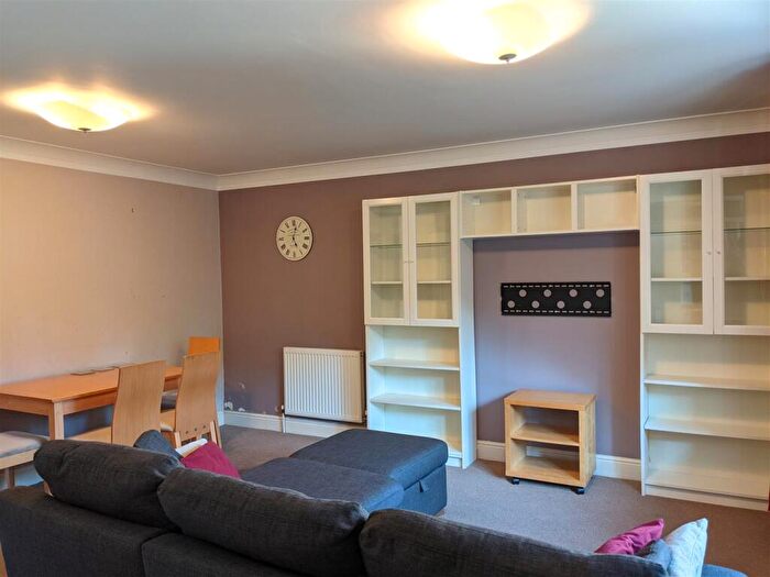 2 Bedroom Apartment To Rent In Phoenix House, Oxford Road, Reading, Berkshire, RG1