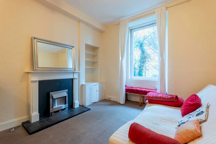 1 Bedroom Flat To Rent In Westfield Road, Edinburgh, EH11