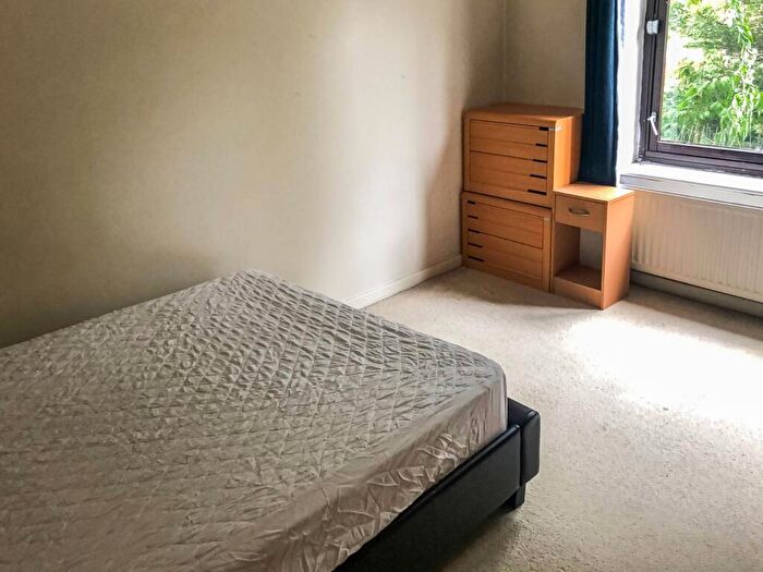 4 Bedroom Terraced House For Sale In Treaty Street, King's Cross, London, N1