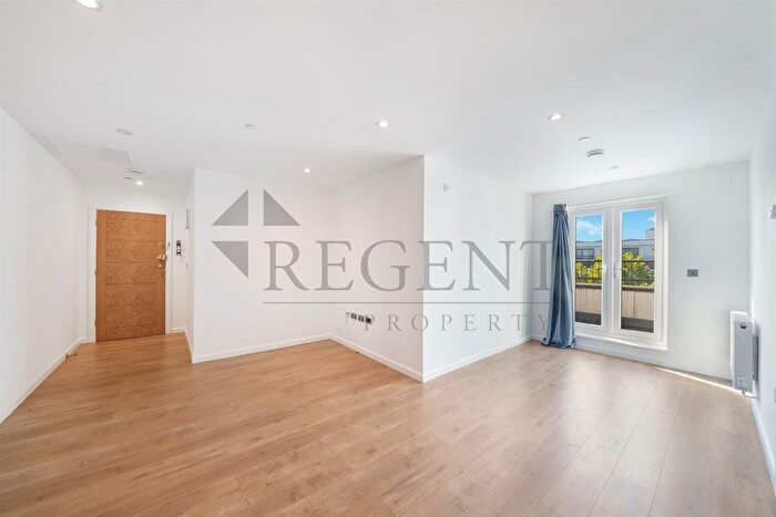 1 Bedroom Flat For Sale In Vision House, Kingston Rd, SW20