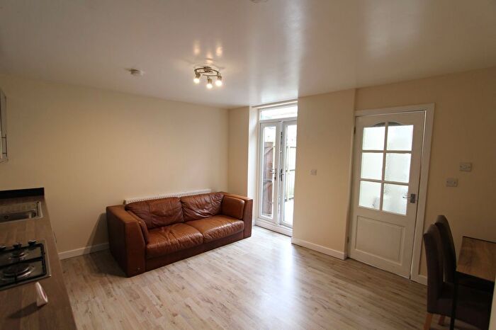 1 Bedroom Flat To Rent In Newman Road, Sheffield, S9