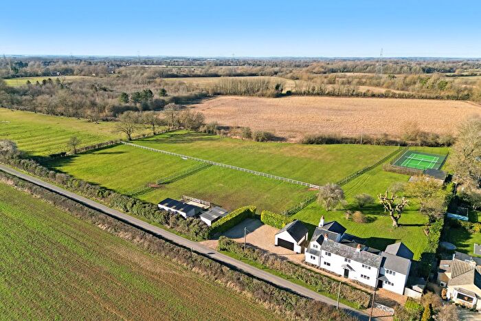6 Bedroom Detached House For Sale In Moreton Lane, Northmoor, OX29