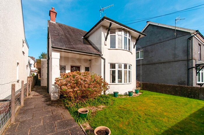 3 Bedroom Detached House For Sale In Llys Gwyn, Brynawel Road, Ystradgynlais, Swansea, SA9
