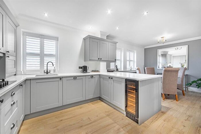 3 Bedroom Apartment For Sale In Princess Mary Court, Jesmond, Newcastle Upon Tyne, NE2