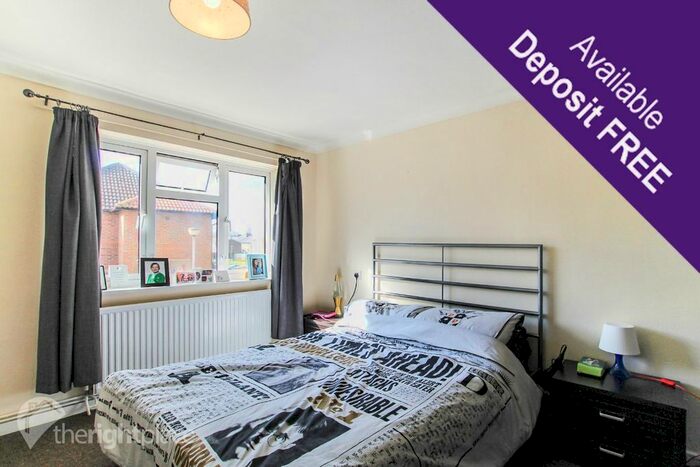 3 Bedroom Terraced House To Rent In Bridgeway, New Bradwell, Milton Keynes, MK13