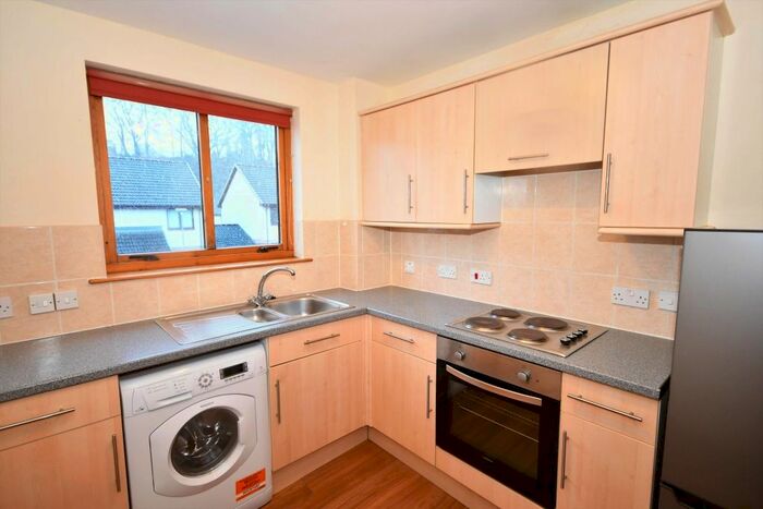 2 Bedroom Flat To Rent In Diriebught Road, Inverness IV2