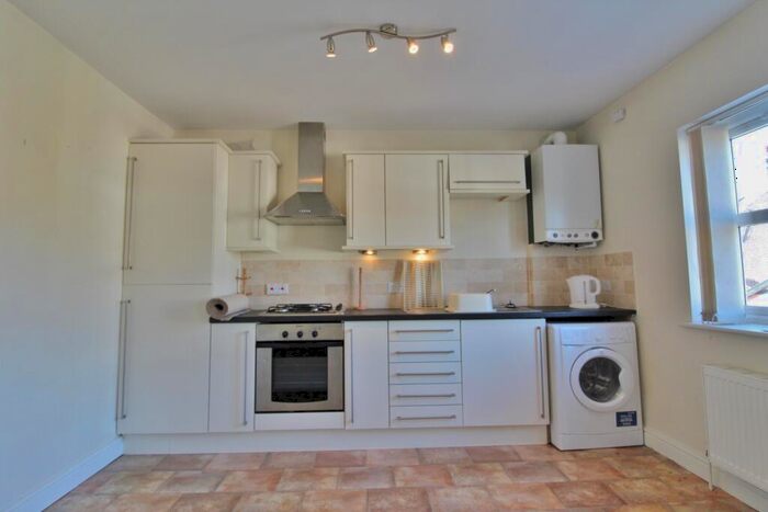 2 Bedroom Flat To Rent In Darwin Road, Ipswich, IP4