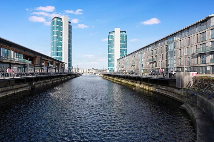 2 Bedroom Flat For Sale In Chatham Quays, Dock Head Road, St. Marys Island, Chatham, ME4