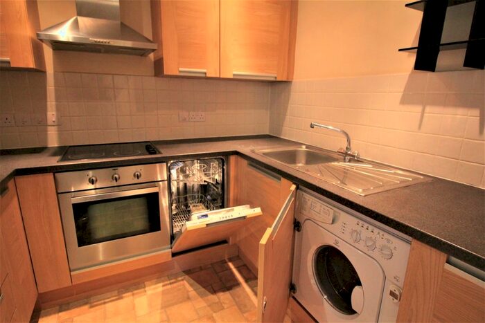 2 Bedroom Flat To Rent In Yarmouth Road, Norwich, NR7