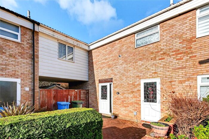 4 Bedroom Terraced House For Sale In Leaves Green, Bracknell, Berkshire, RG12