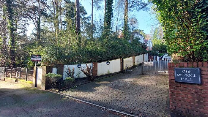 2 Bedroom Apartment For Sale In Meyrick Hall, Meyrick Park Crescent, Bournemouth, BH3