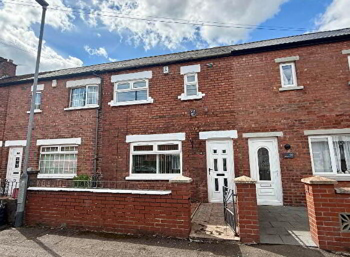 3 Bedroom Terrace House For Sale In Hyndford Street, Belfast, BT5