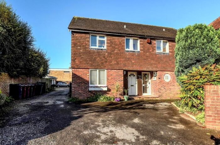 1 Bedroom Flat To Rent In Norton Court, Broyle Road, Chichester PO19