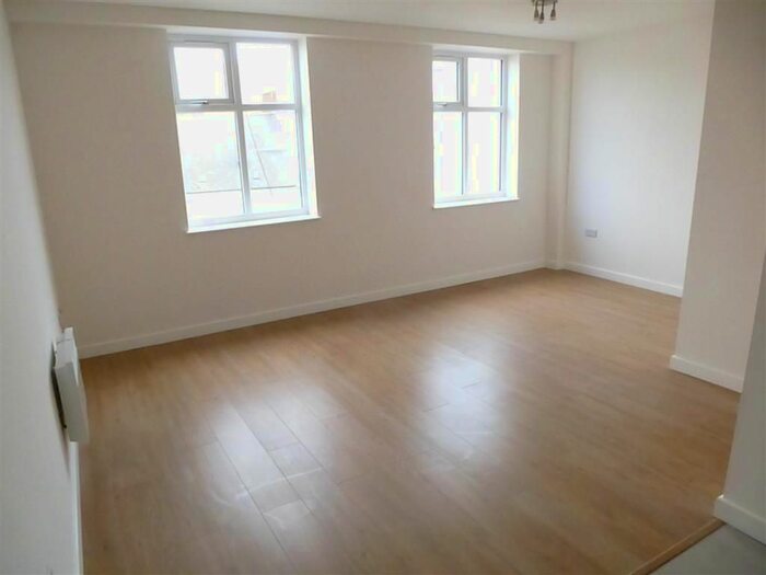 1 Bedroom Flat To Rent In Oxford Street, Kidderminster, DY10