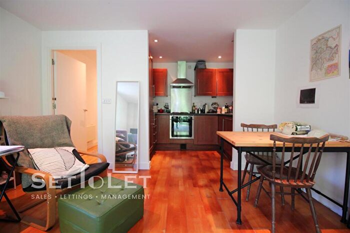 2 Bedroom Apartment To Rent In Zenith Building, Colton Street, Leicester, LE1