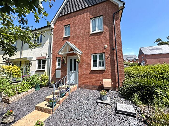 3 Bedroom End Of Terrace House For Sale In Betjeman Close, Sidmouth, EX10