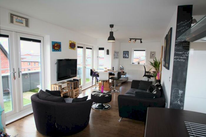 2 Bedroom Apartment To Rent In Aire Quay, Hunslet, LS10