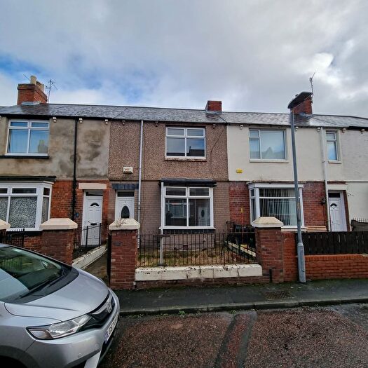2 Bedroom Terraced House To Rent In Helmsdale Avenue, Felling, NE10
