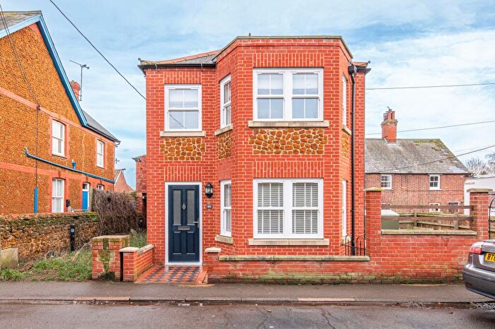 2 Bedroom Semi-Detached House For Sale In Heacham, PE31