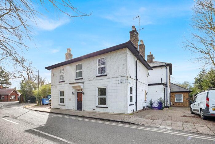 2 Bedroom Flat To Rent In Navigation Drive, Enfield, EN3