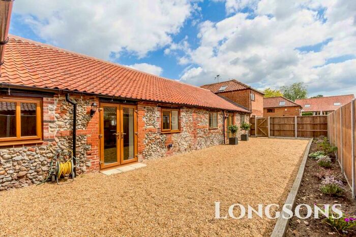 2 Bedroom Barn Conversion To Rent In Main Road, Little Fransham, NR19