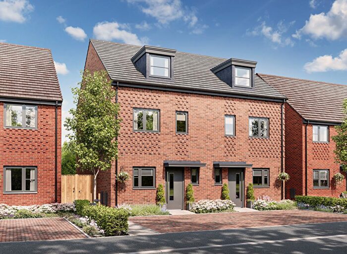 3 Bedroom Semi-Detached House For Sale In Sheldon Drive, Birmingham, B31