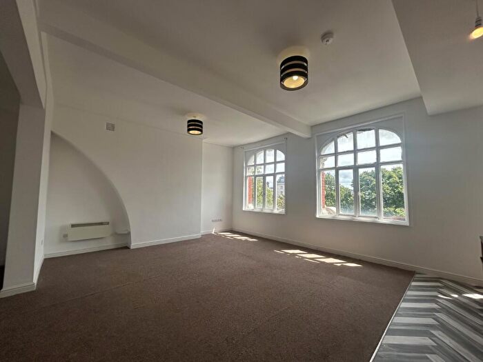 2 Bedroom Flat To Rent In Lord Street, Southport, PR8