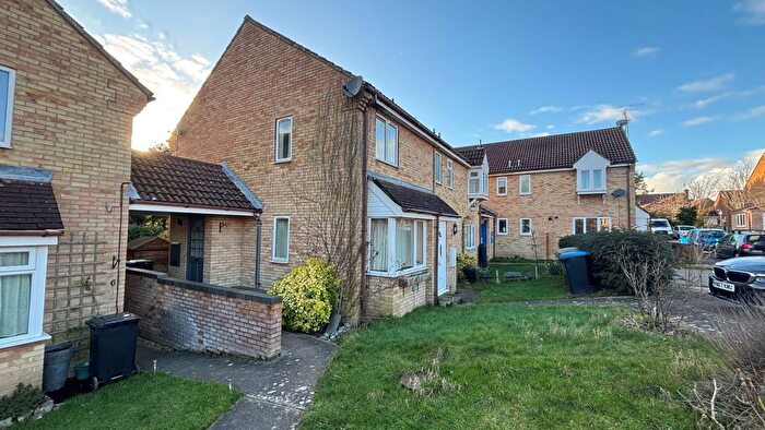 1 Bedroom Town House To Rent In The Lawns, Hemel Hempstead, HP1