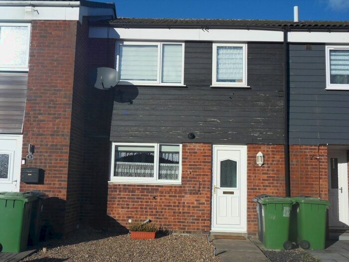 3 Bedroom Town House To Rent In Almond Grove, Swanwick, DE55