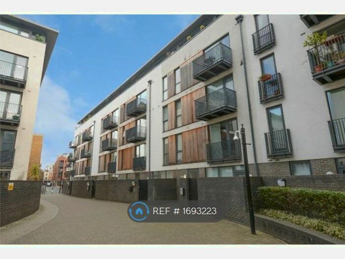 1 Bedroom Flat To Rent In City Walk, London, SE1