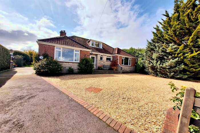 4 Bedroom Detached House For Sale In Charlton Marshall, DT11
