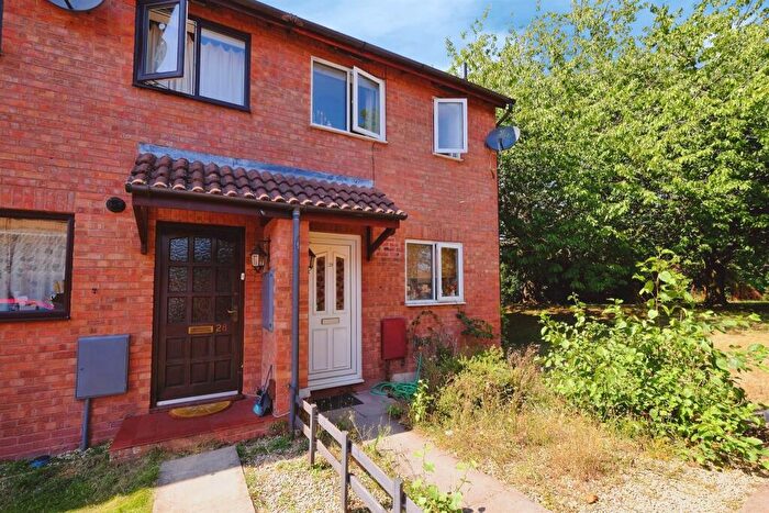 2 Bedroom End Of Terrace House For Sale In Yarlington Mill, Belmont, Hereford, HR2