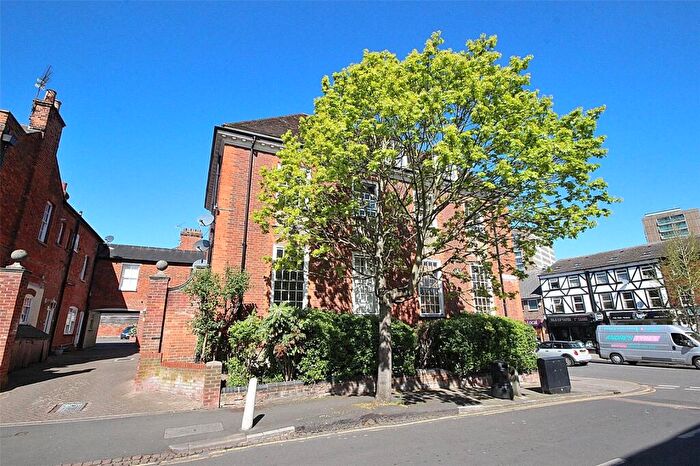 1 Bedroom Apartment For Sale In The Crescent, Bedford, Bedfordshire, MK40