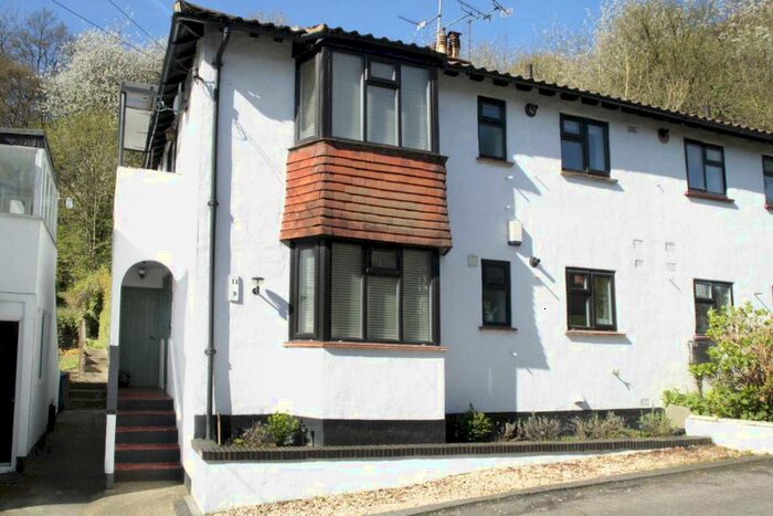 1 Bedroom House To Rent In Parsonage Place, Amersham, HP7
