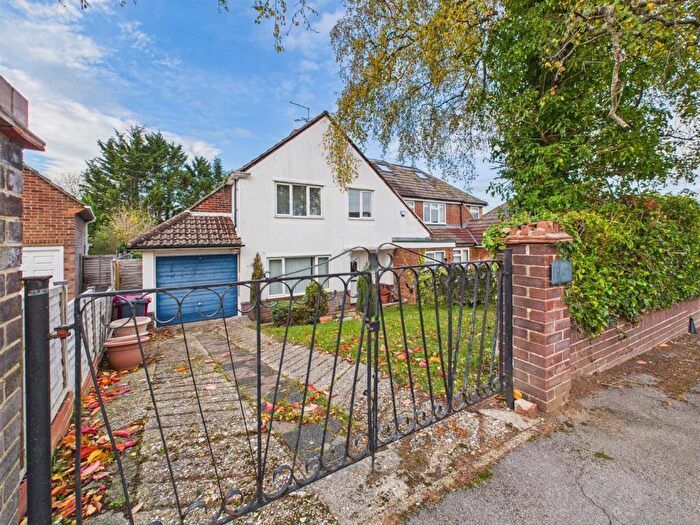 3 Bedroom Semi Detached House To Rent In Juniper Way, Tilehurst, Reading, RG31