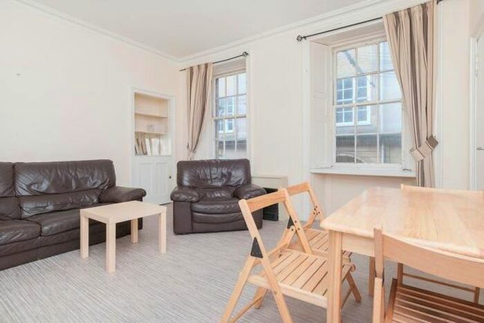 2 Bedroom Flat To Rent In Rose Street, Edinburgh, EH2