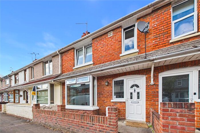 3 Bedroom Terraced House For Sale In Tydeman Street, Gorse Hill, Swindon, Wiltshire, SN2