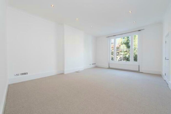 2 Bedroom Apartment To Rent In Thurlow Road, Hampstead, NW3