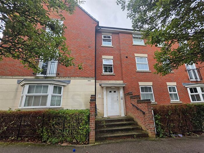 2 Bedroom Flat To Rent In Brompton Road, Hamilton, Leicester, LE5