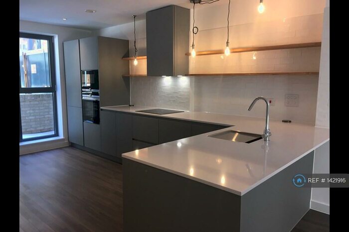 3 Bedroom Maisonette To Rent In Ellen Phillips Lane, London, E2