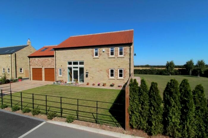 4 Bedroom Detached House For Sale In Marton Meadow, Marton Le Moor, Ripon, HG4