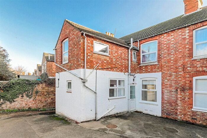 Studio To Rent In Alma Street, Wellingborough, NN8